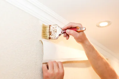 Pose de papier peint à Musculdy — revêtements muraux et toiles de verre
